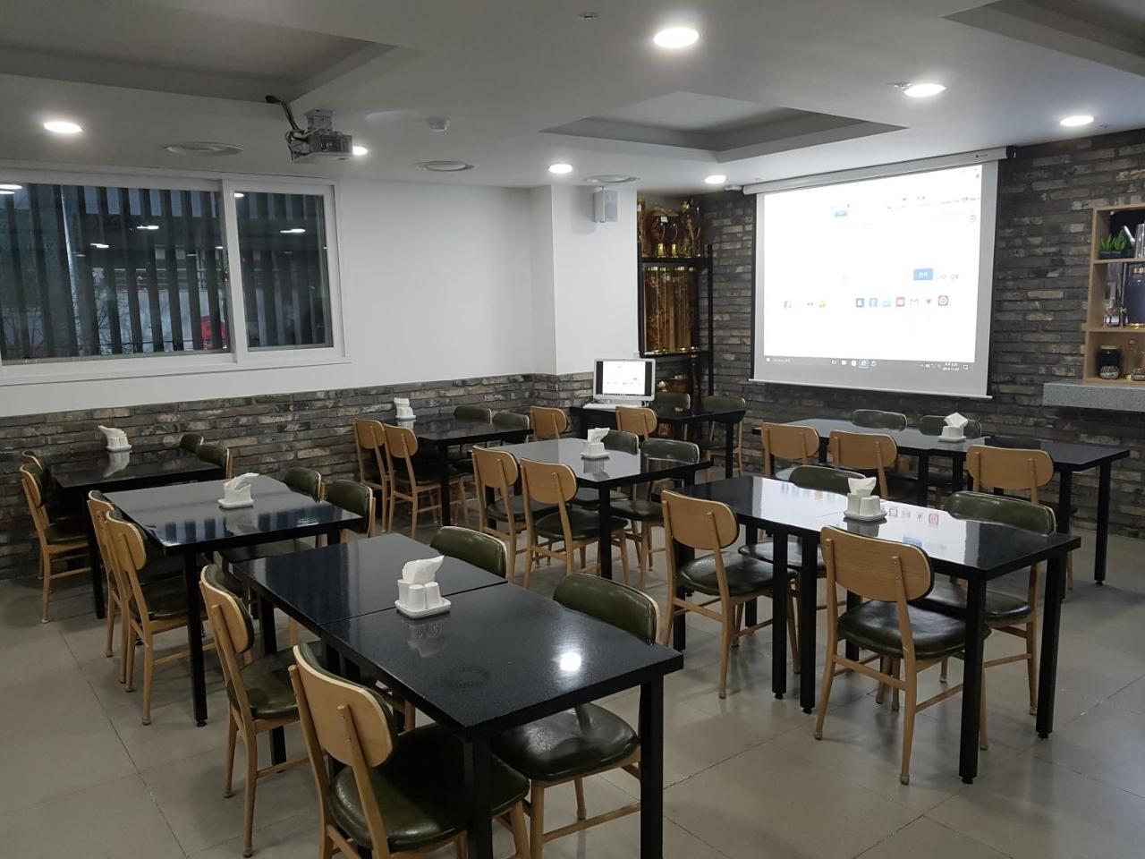 Venture Hotel Gwangju Metropolitan City Екстериор снимка